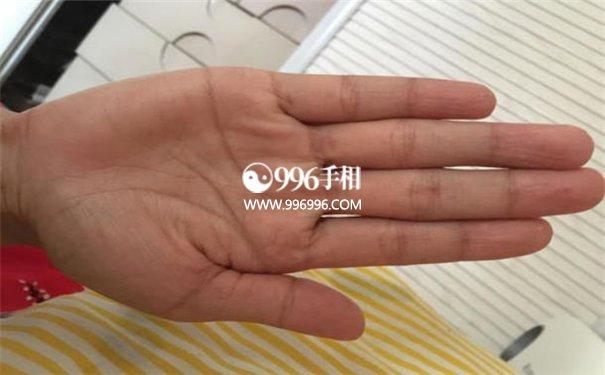 中指无名指一样长大富大贵吗