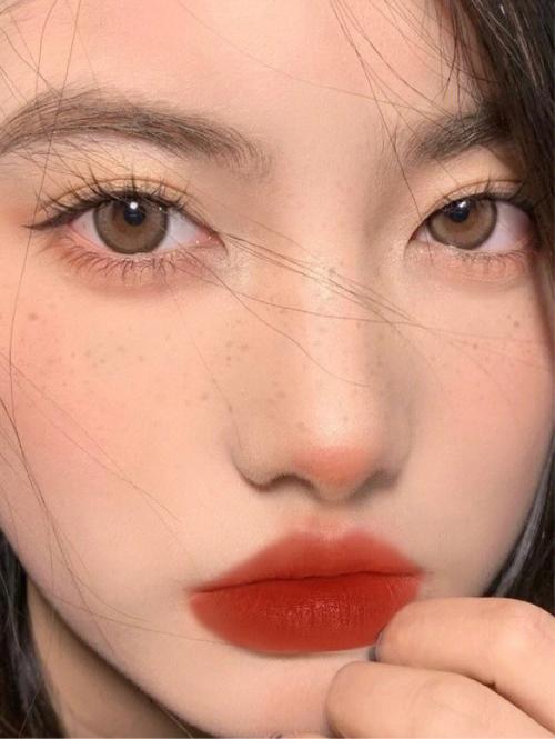 眉间有朱砂痣者,大凶