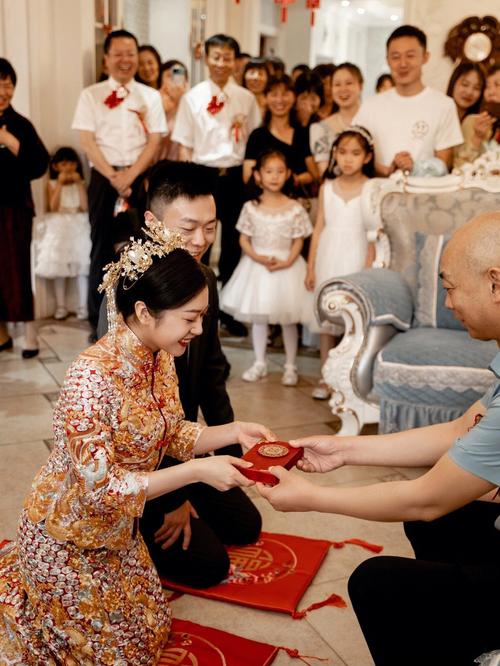 结婚改口仪式怎么进行