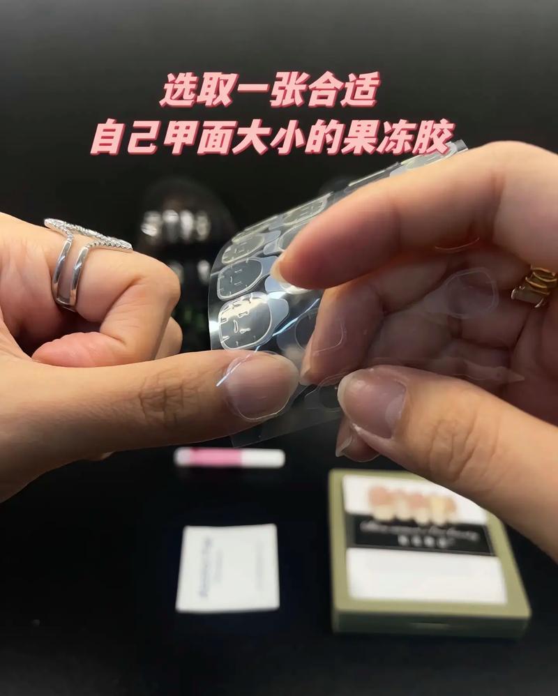 狐狸防小三怎么佩戴佩