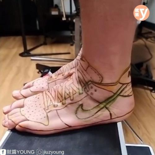 男人有人字纹的脚板命运如何?