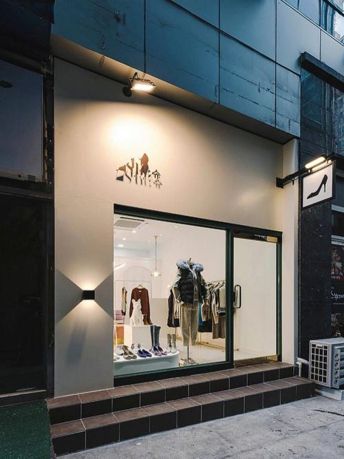 梦见鞋店周公解梦,梦见鞋店是什么意思?