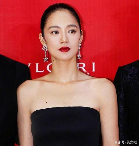 女人脖子细长好吗