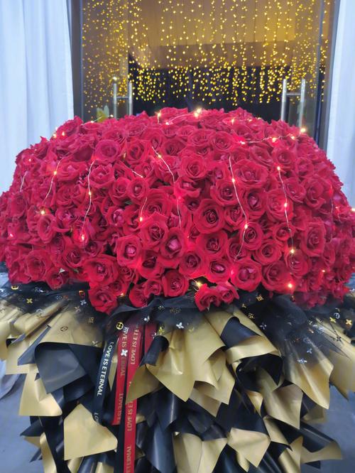 999朵玫瑰花语,送999朵玫瑰代表什么寓意?