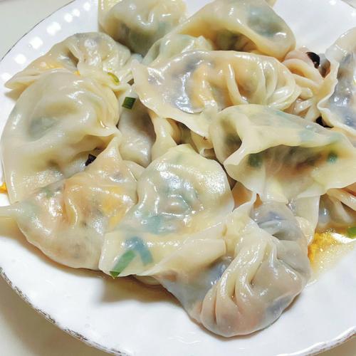 别人在吃韭菜