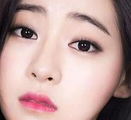 什么八字的女人漂亮,女人八字可以靠容貌生活