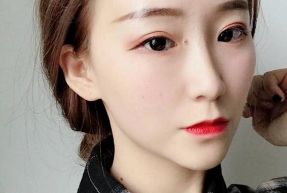 女人鼻梁高好不好?事业运势顺风顺水!
