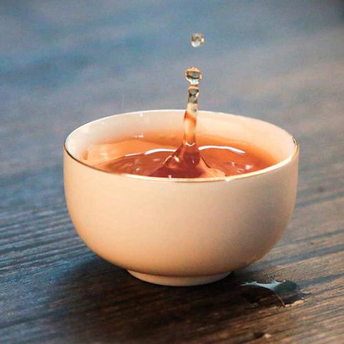 八角金盘及福建茶各有何风水作用?