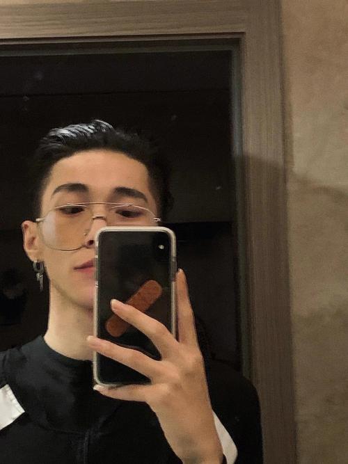 摩羯男的网恋成功指数