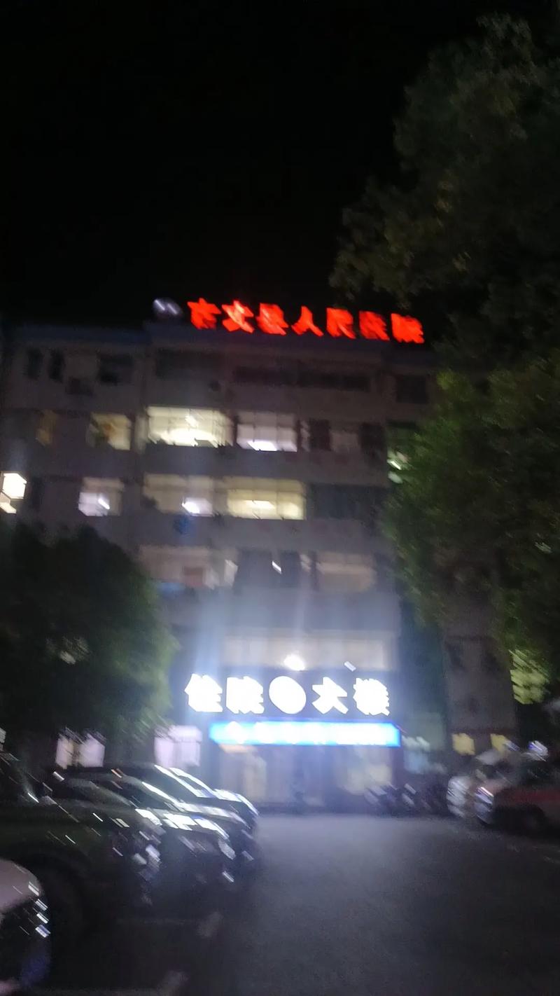 醋坛子!眼里揉不得一点砂子的星座女