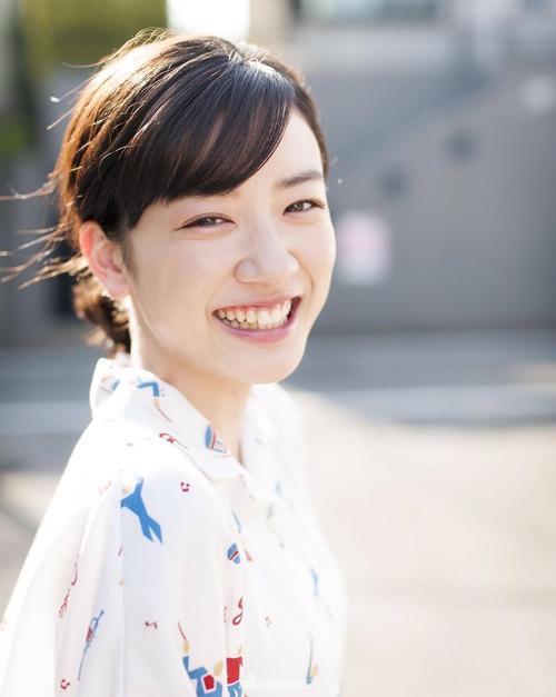 颜值即是正义 颜值即是正义女主角
