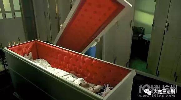 梦见棺材里有鬼