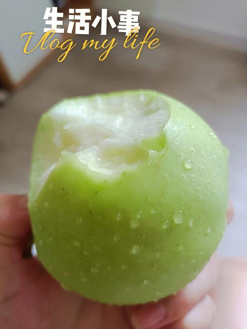 梦见吃青苹果什么意思