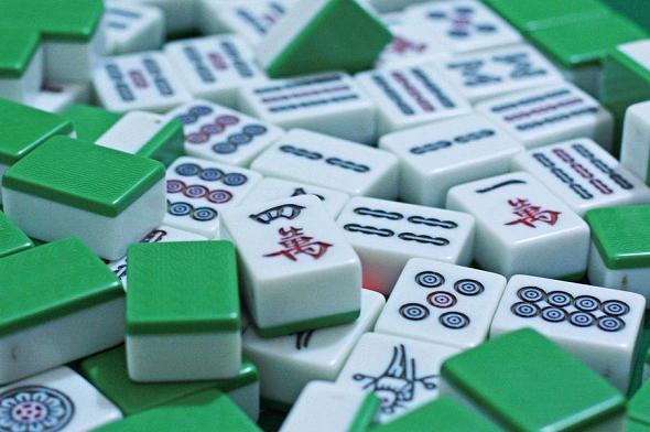 梦见过年打麻将