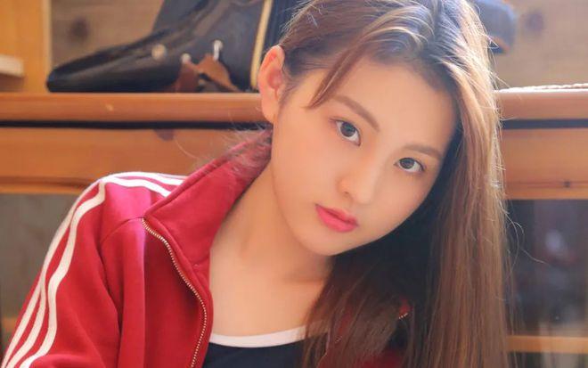 长相出众,举止优雅的星座女,往往让人不敢轻易靠近