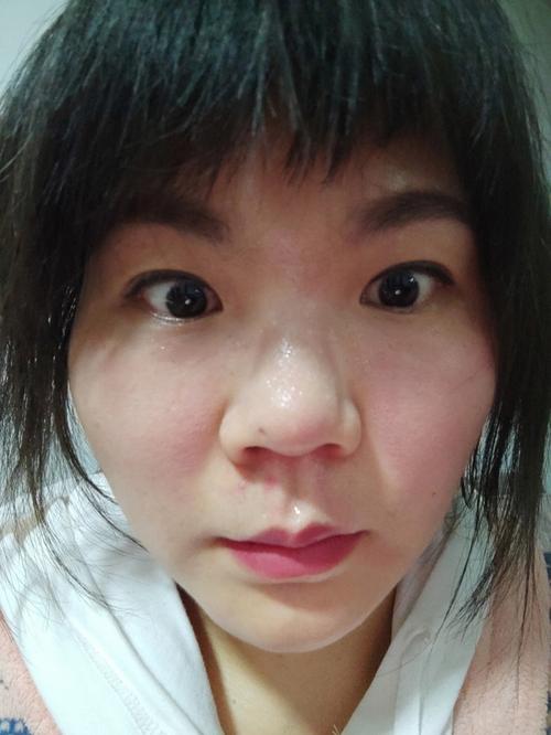额头不饱满有凹陷的人命运好吗 额头不饱满就没福气吗