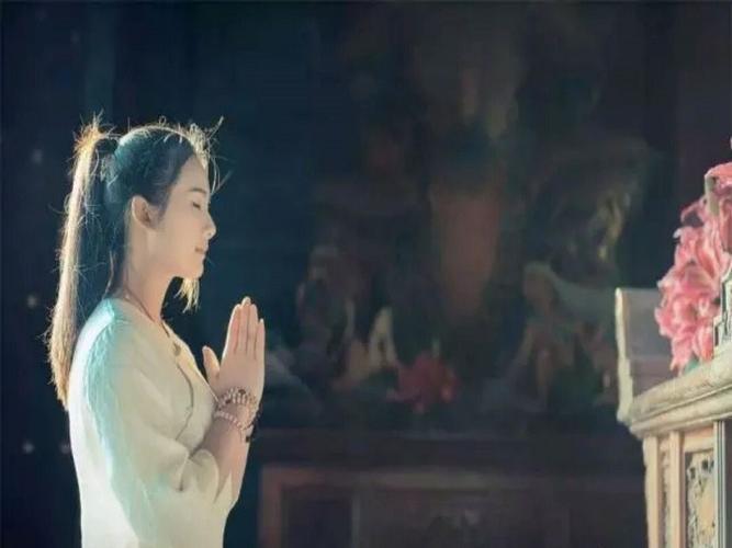 女人佛缘重是什么意思