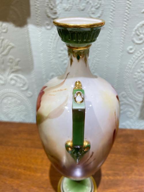 梦见花瓶