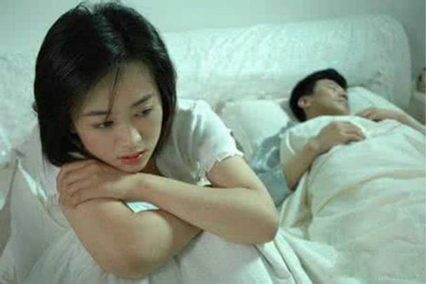 梦到老公带女子回家