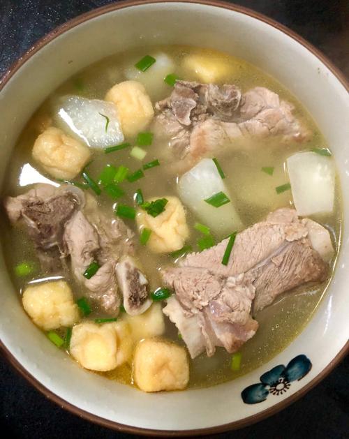 梦见煲骨头汤