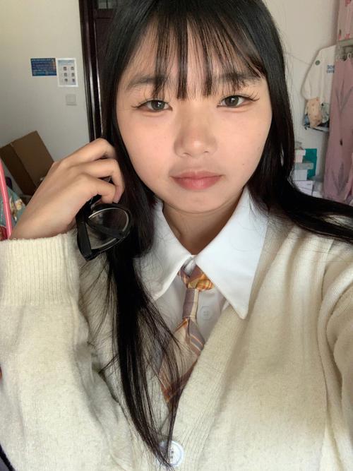 两边颧骨突出的面相好吗?雷厉风行,比较自我?