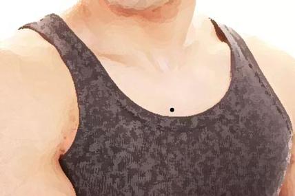 男人胸前长红痣的命运,男人痣长哪里最好