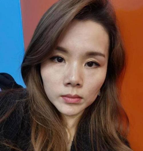 什么是苦相脸
