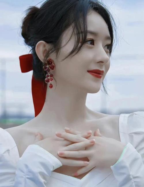 哪个明星女是天秤座,中国女明星谁是天秤座