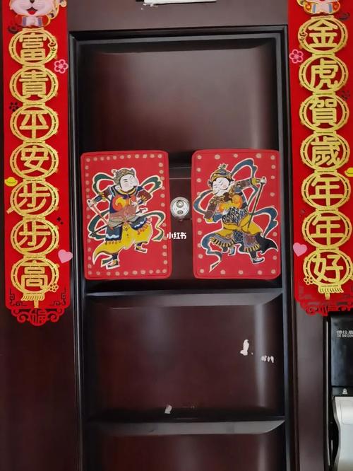 贴门神的来历和寓意