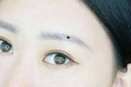开玩笑不分轻重的人面相