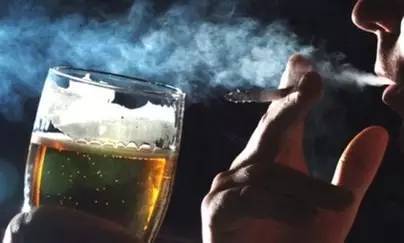 梦见喝酒抽烟,需要调整做事方式