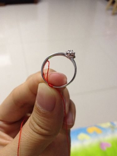 梦见鱼线缠成一团