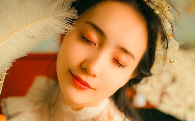 性格彪悍却能旺夫的星座女