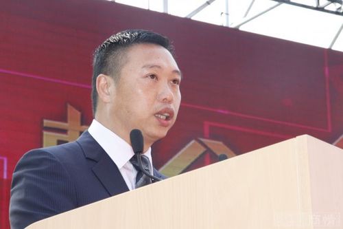 百川油漆老板什么名字