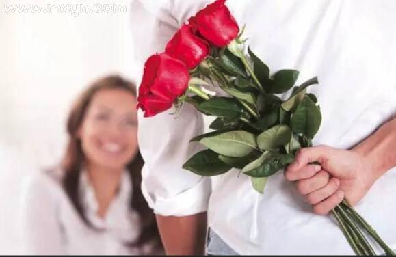 梦见女人给我送花