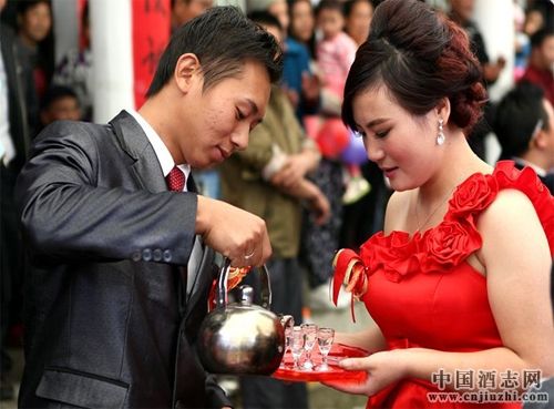 结婚送亲的酒席礼仪