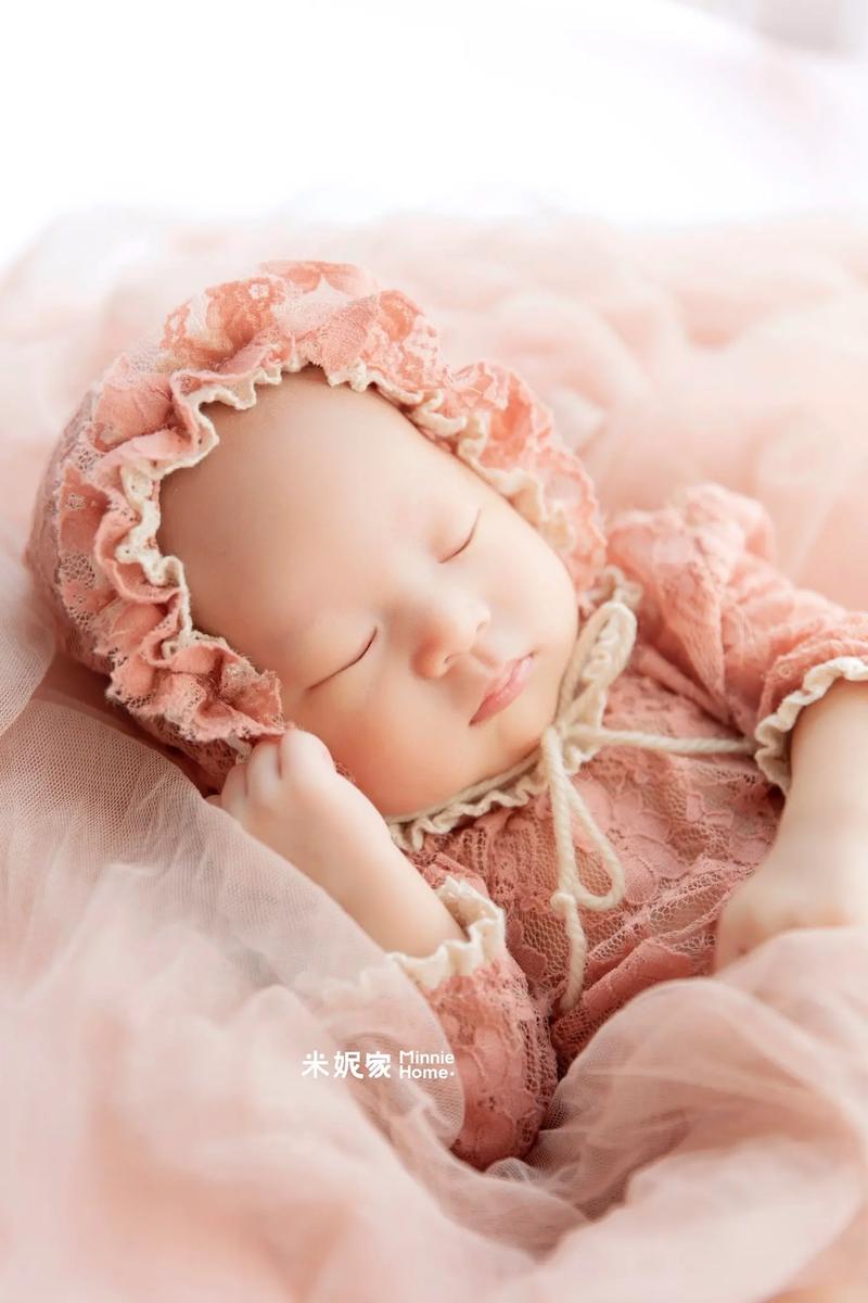 爸爸姓冯妈妈姓梁双胞胎取个啥名好