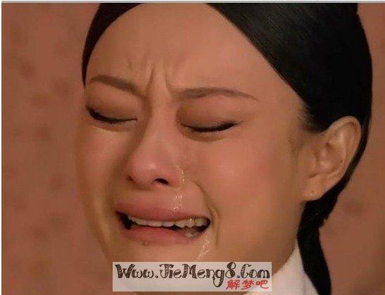 女人梦见被男疯子追赶是什么预兆