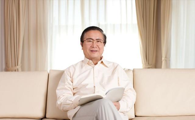 中晚年大富之人