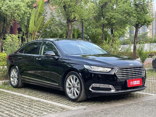 福特金牛座2.7t