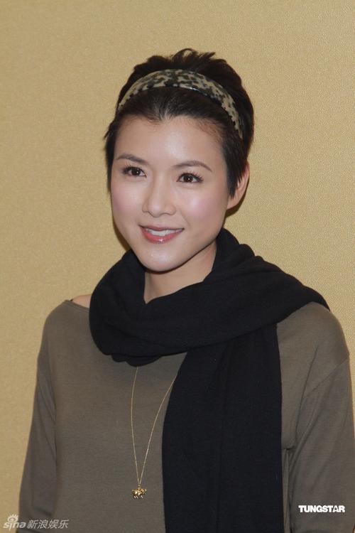 耳后见腮女人面相