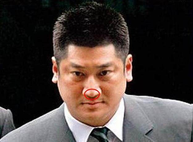 有什么面相特征的人容易破财?