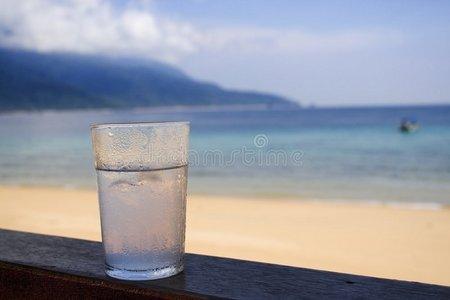 水、到处都是水