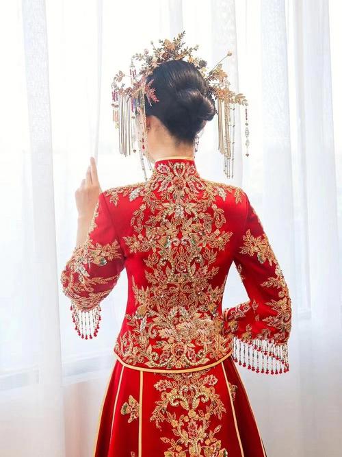 新娘服为什么叫秀禾服