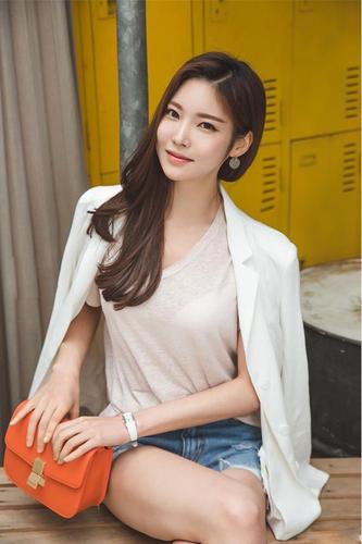 天生通灵的女人长相