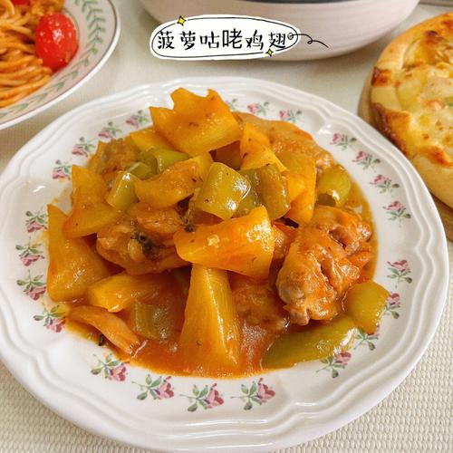梦见和一群人吃大餐预示着什么意思