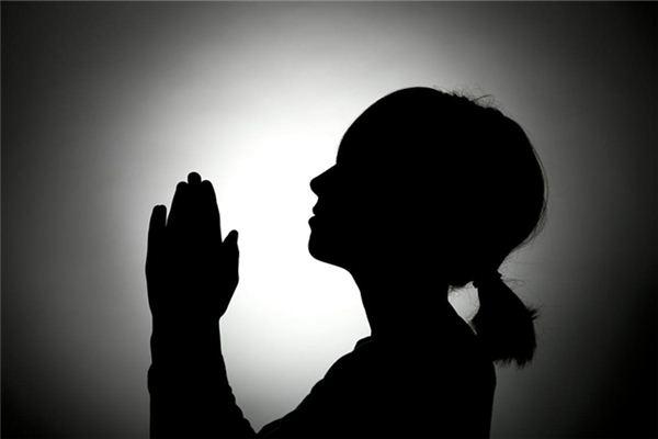 梦见自己在祈祷 周公解梦之梦到自己在祈祷