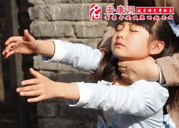 梦见被掐脖子很真实是什么意思