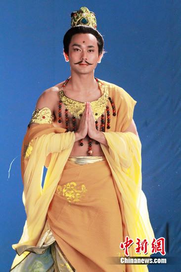西游记原著。观音手中拿的玉净瓶,难道只是起死回生一个用途吗