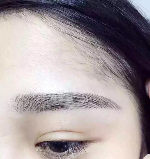 梦见掉眉毛周公解梦,梦见掉眉毛是什么意思?